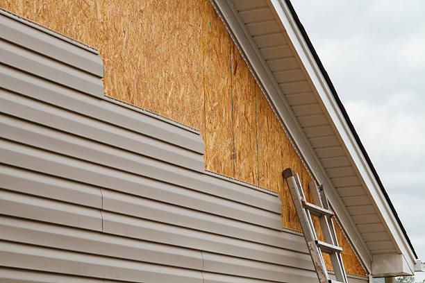 Professional Emergency Siding Repair technician working in West Mifflin, PA